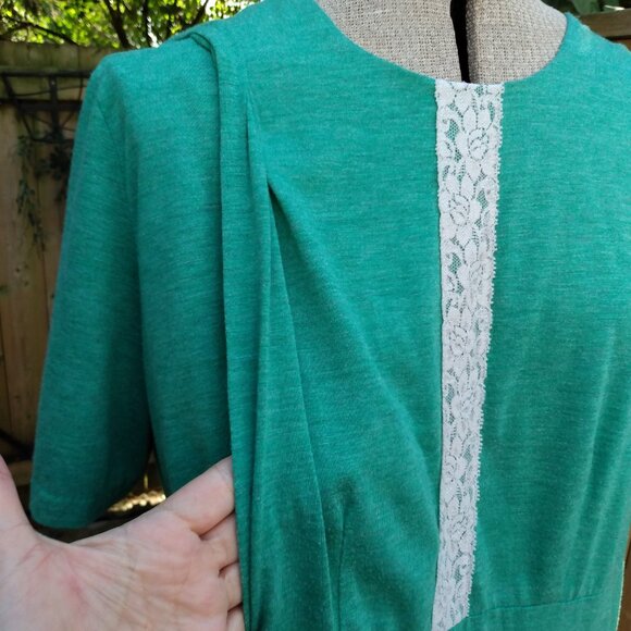 Handmade Green T-Shirt Dress Size Medium Mennonite Cape Prairie - Picture 5 of 12